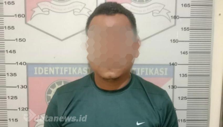 Ayah Bejat Rudapaksa Anak Tiri Saat Tertidur di Depan Televisi