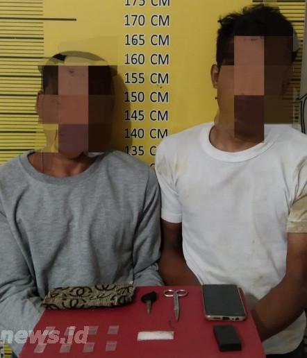 Gerebek Rumah di Dusun Nelayan, Satresnarkoba Polres Langsa Tangkap 2 Pelaku Narkoba