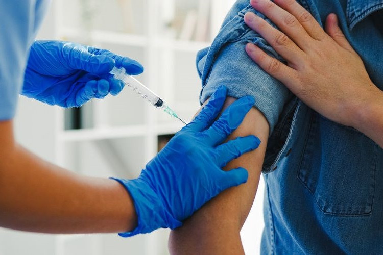 Siap-siap, Suntik Vaksin Keempat Dimulai 24 Januari 2023 Ini