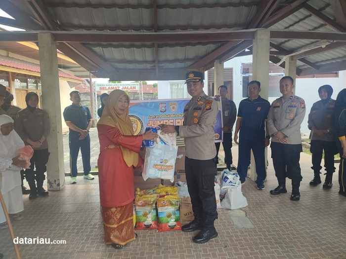 Tim Jumpe Romansa Polda Riau Kembali Salurkan Bantuan Untuk Panti Sosial Pasca Libur Lebaran