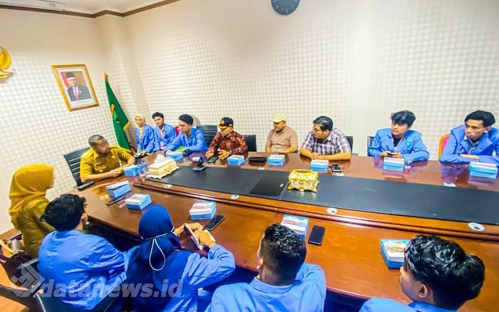 Mahasiswa Ilmu Komunikasi UIN Suska Riau Audiensi Ekonomi Kreatif dengan Wakil Gubernur Sumatera Barat