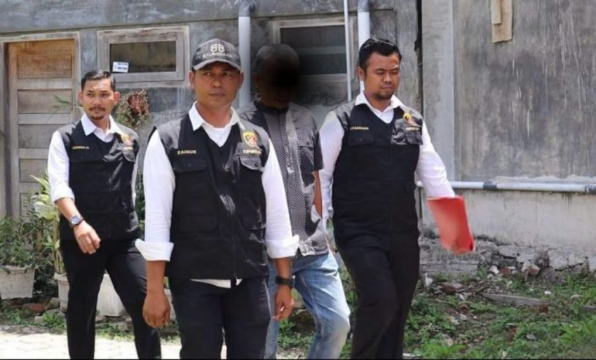 Mantan Keuchik Ulee Lheue Ditangkap