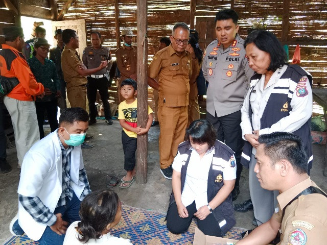 Usai Rampung Dibangun, Kapolres Toba Kunjungi Kediaman Kartini Manurung, Warga Sibaruang Kurang Mampu