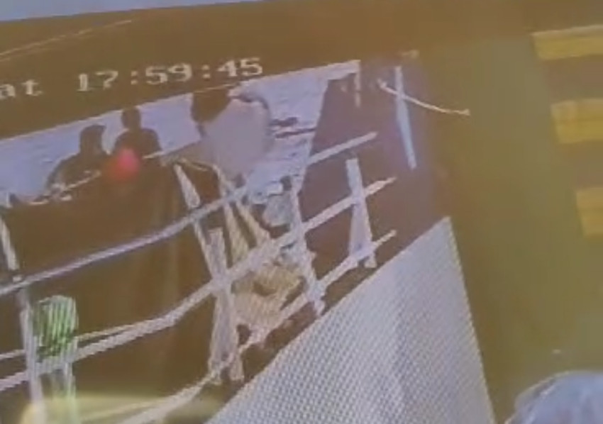 Penumpang Kapal Sabang Lompat ke Laut