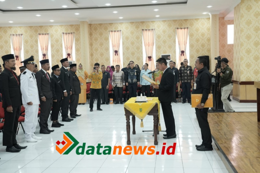 Lantik Puluhan Pejabat, Bupati Rohil Minta Sukseskan Program Pemerintah