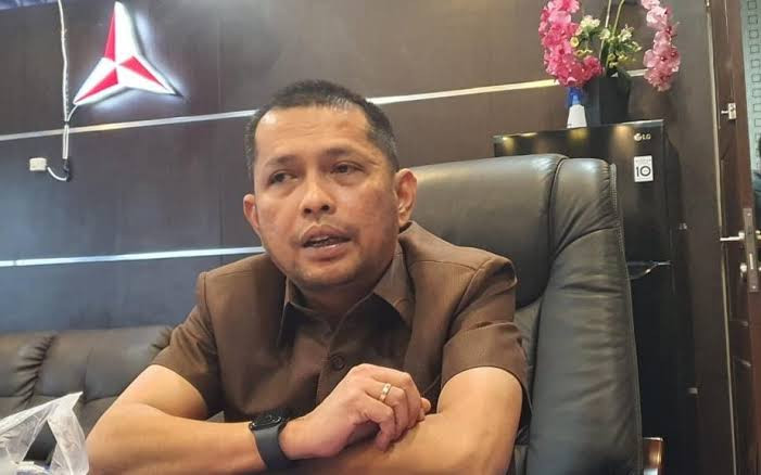 Pemprov Riau Didesak Ikut Andil Selesaikan Masalah Jalan Rusak dan Banjir di Kota Pekanbaru