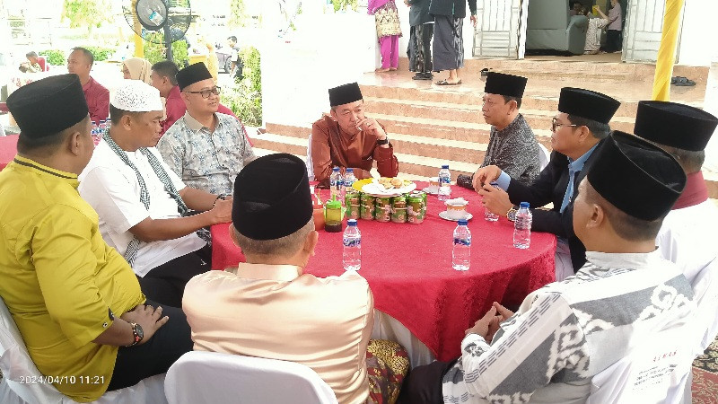 Bupati Rohil Gelar Open House Dua Hari di Mess Pemda dan Rumah Pribadi