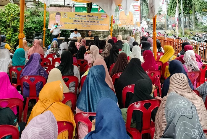 Reses Suherman di Kampung Bandar, Warga Keluhkan Drainase