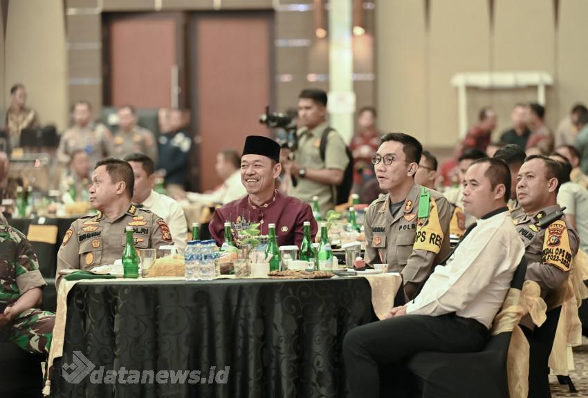 Bupati Rohil Hadiri Rapat Pimpinan TNI-Polri se-Provinsi Riau