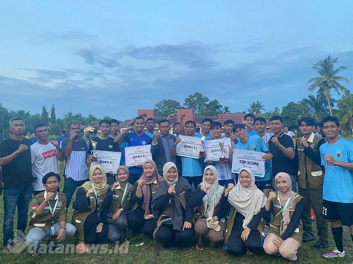 Mahasiswa Kukerta UNRI Adakan Pertandingan Sepak Bola Antar RW di Kampung Rempak