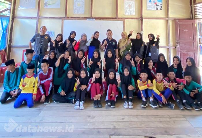 Kukerta UNRI Sosialisasi Anti-Bullying di MTs An-Nuur Desa Seberang Pebenaan