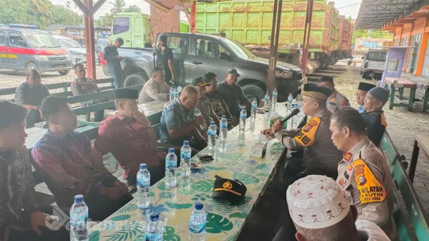 Jumat Curhat, Ini Keluhan Masyarakat Ujung Tanjung Kepada Kapolres Rohil