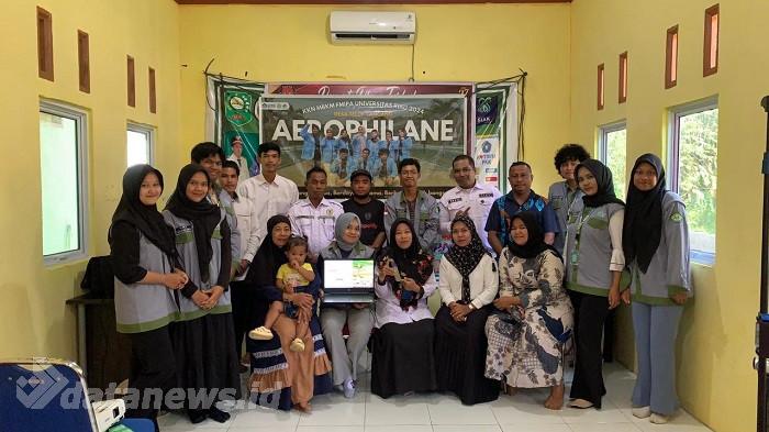 Mahasiswa Kukerta UNRI Ajak Warga Desa Teluk Lancang Mengolah Serai Menjadi Obat Pengusir Nyamuk