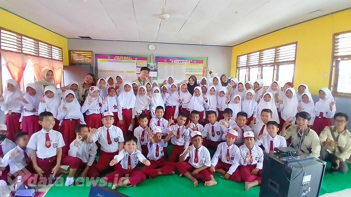 Mahasiswa Kukerta UNRI Sosialisasi Gerakan Makan Ikan di SDN 21 Bengkalis