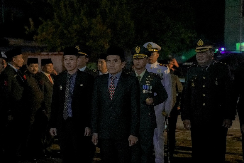 Berlangsung Khidmat, Bupati Rohil Hadiri Upacara Malam Renungan Suci