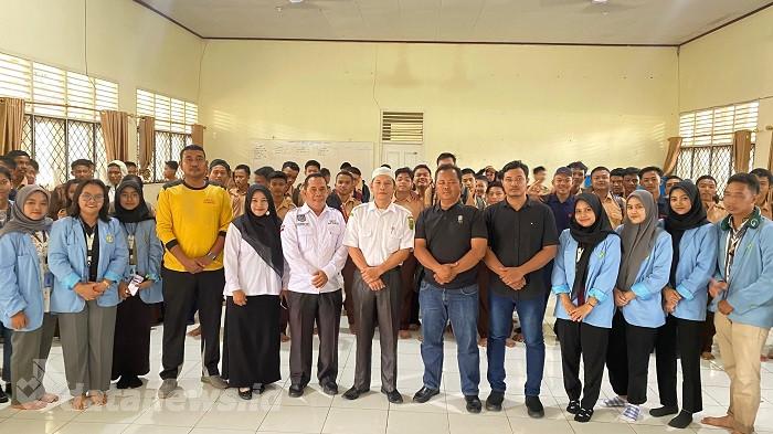 Mahasiswa Kukerta UNRI Sosialisasi Hukum Narkotika Kepada Pelajar SMKN 1 Tandun
