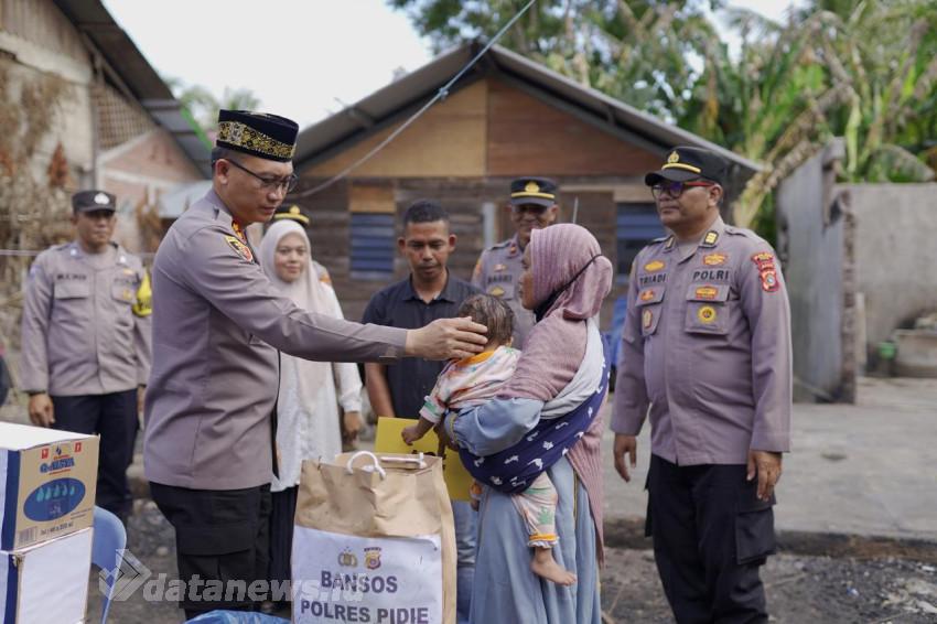 Polres Pidie Bantu Korban Kebakaran Rumah di Mila