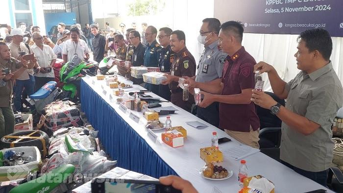 Penyeludupan 19,86 Kg Sabu Digagalkan Tim Gabungan NIC Bareskrim Polri dan Direktorat Interdiksi Narkotika DJBC