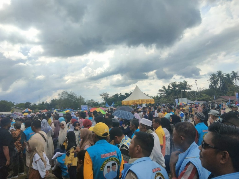ASSET Berkibar di Rohil, Kogor Teluk Mega Jadi Lautan Manusia