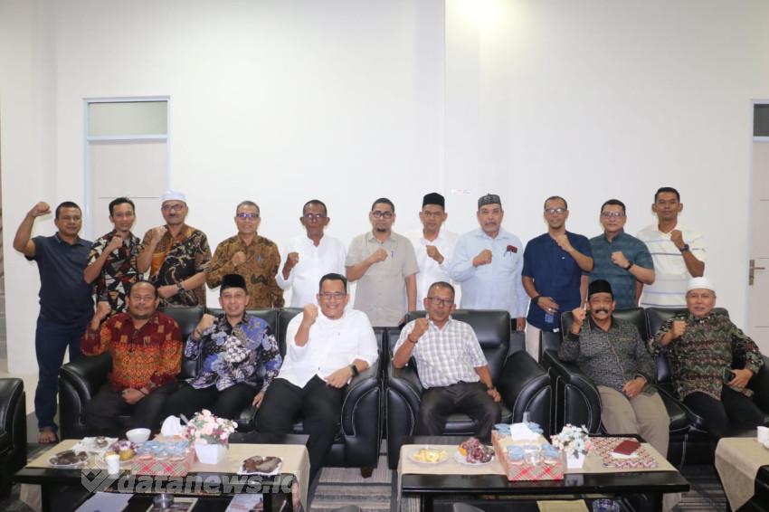 Pj Bupati Pidie Jaya Terima Kunjungan Bupati Terpilih