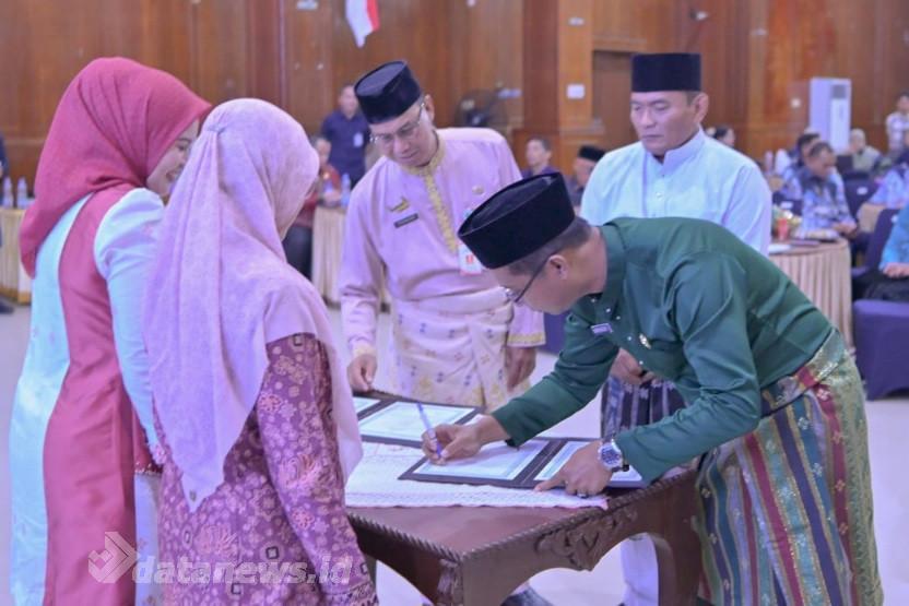 Wabup Rohil Hadiri Peresmian Balai POM di Dumai