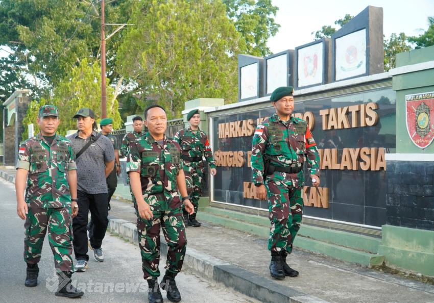 Kasdam VI Mulawarman Kunjungi Pos Kotis Satgas Pamtas Yonarmed 11 Kostrad