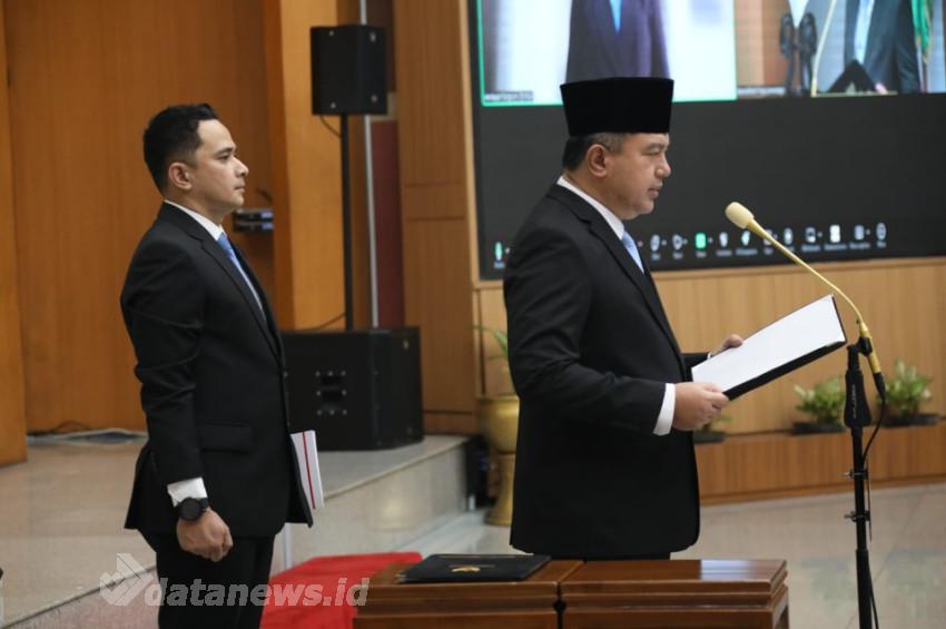 Lantik Pejabat Pimpinan Tinggi Pratama, Sekjen Kemendagri Tekankan Adaptasi Struktur Baru