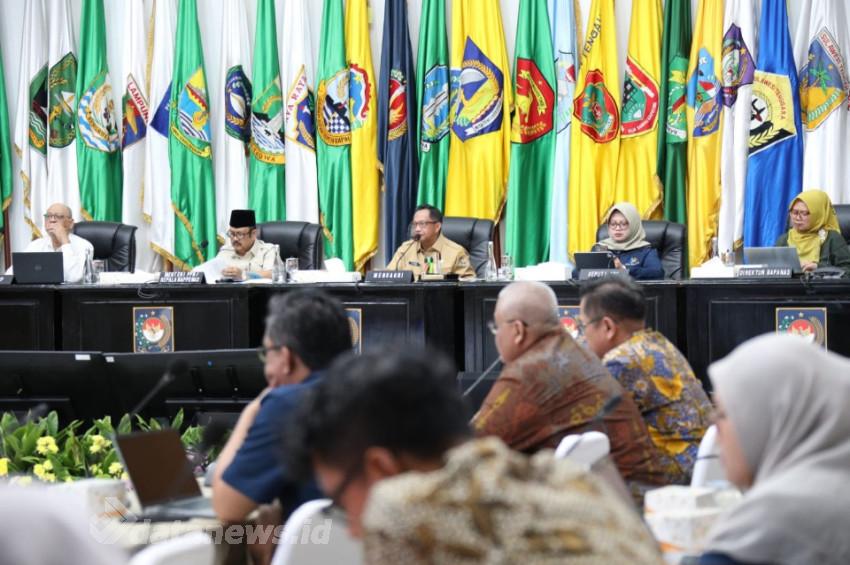 Mendagri Tegaskan Kepala Daerah Wajib Perhatikan Pertumbuhan Ekonomi