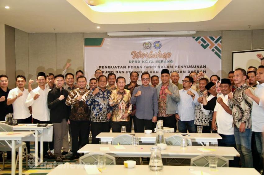 Wamendagri Bima Arya Ajak Anggota DPRD Kota Serang Kawal Program Strategis Pemerintah