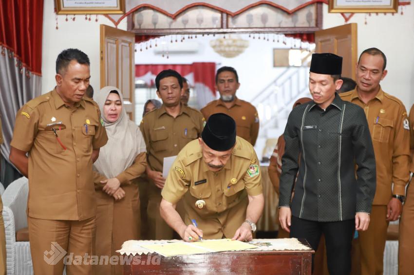 Tekan Inflasi Daerah, Bupati Pidie Teken MOU dengan Bupati Aceh Barat