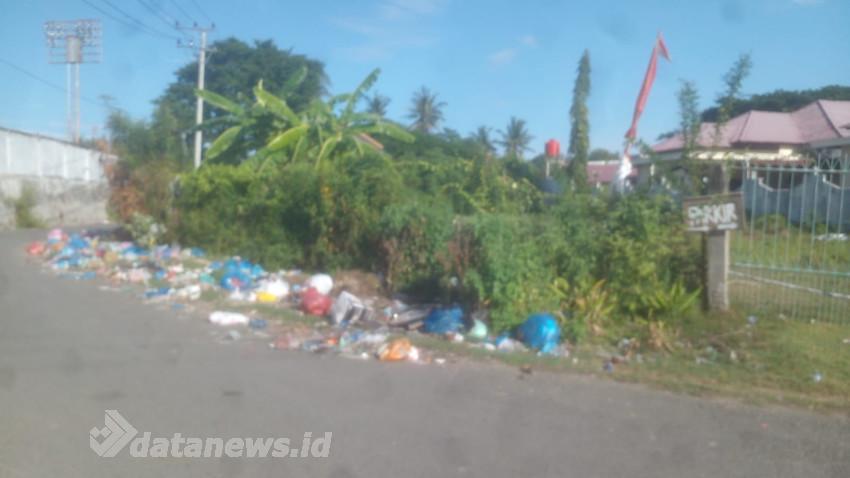 Kadis DLH Pidie Minta Warga Tidak Buang Sampah Sembarangan