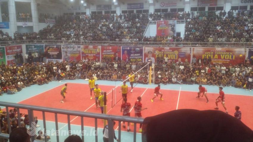 Turnamen Voli Pidie, Wabup AlZaizi Kolaborasi bersama Penonton