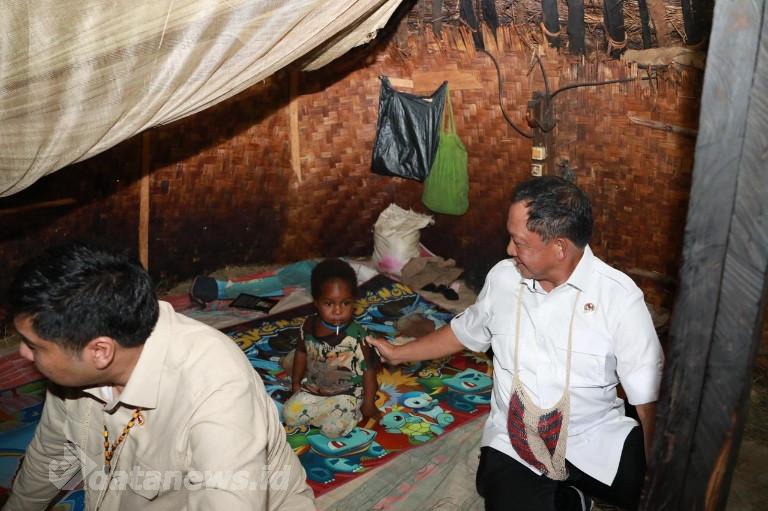 Sukseskan Program Pembangunan Rumah di Papua Pegunungan, Mendagri dan Menteri PKP Cek Langsung Kondisi Rumah Masyarakat