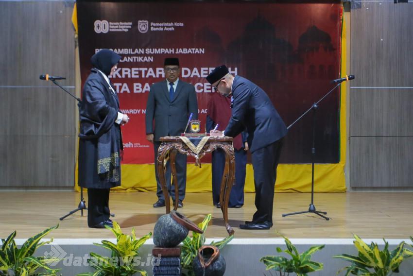 Jalaluddin Sekda Kota Banda Aceh Definitif