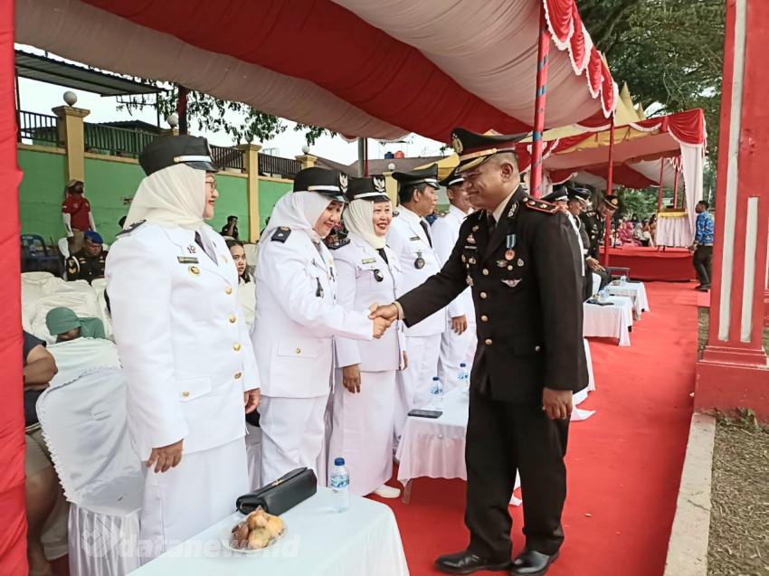 Pj Datin Penghulu Murini Makmur Ikut Upacara HUT KE-80 RI Tingkat Kecamatan Bagan Sinembah