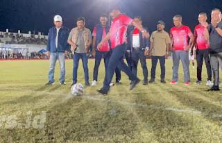 Pembukaan Bupati Pidie Cup Diwarnai dengan Santunan Anak Yatim