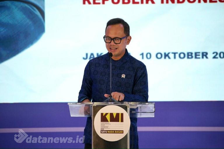 Wamendagri Bima Dorong Pemda Pertimbangkan Potensi Industri Musik sebagai Peningkat PAD