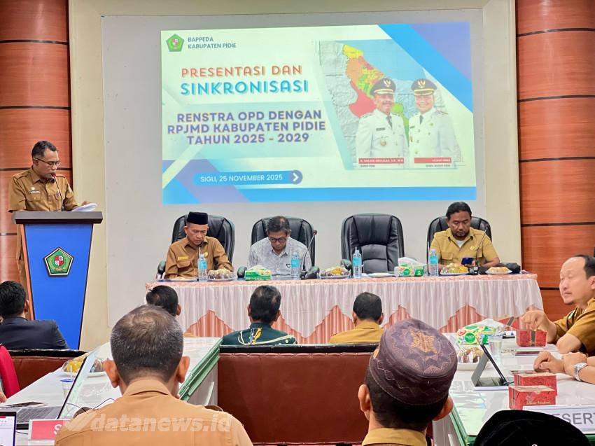 Mewakili Bupati, Sekda Pidie Buka Kegiatan Renstra dengan RPJMD