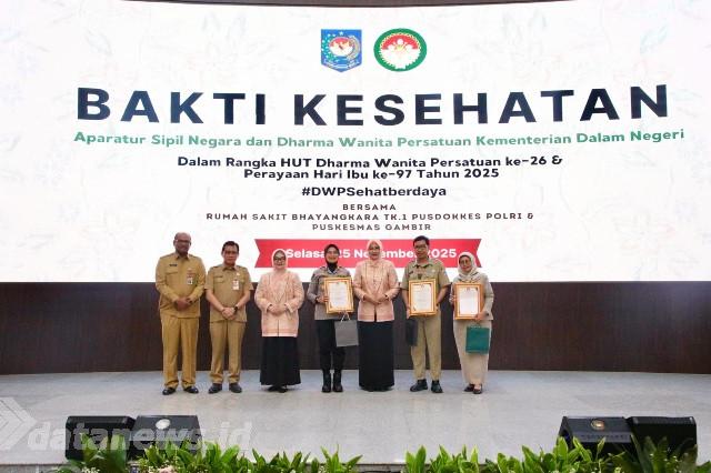 Peringati HUT Ke-26, DWP Kemendagri Gelar Cek Kesehatan Gratis, Donor Darah, dan Bazar Pangan Murah