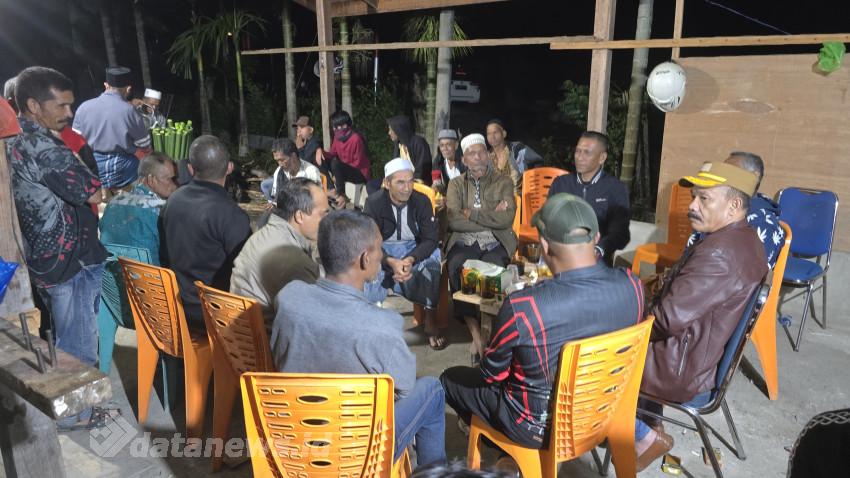 Dampak Banjir, Bupati Pidie Inap Bersama 400 Pengungsi Blang Pandak