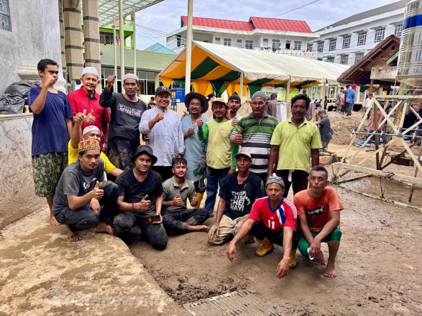 Masyarakat Gampong Lampoh Krueng Kembali Membantu Warga Pijay Terdampak Banjir