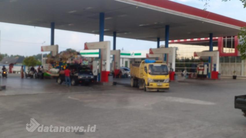 4 Desember, Pengajian di SPBU Pulo Pisang Sigli, Dr H Zahrul Mubarak HB,.M.Pd Isi Tausiah