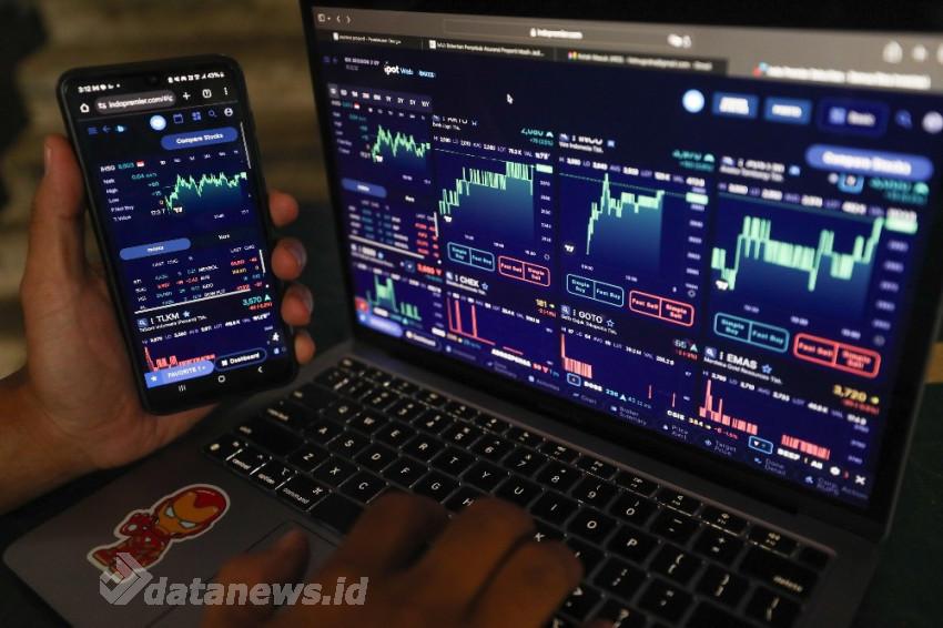 Indeks Bisnis-27 Dibuka Loyo, Saham BMRI hingga JPFA Ambles