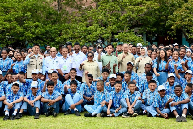 Dampingi Kunker Wapres Gibran, Wamendagri Ribka Tegaskan Komitmen Pemerintah Percepat Pembangunan di Tanah Papua