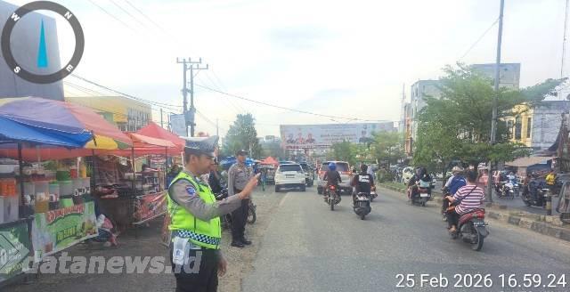 Polsek Bagan Sinembah Lakukan Pengamanan Pasar Ramadan di Bagan Batu
