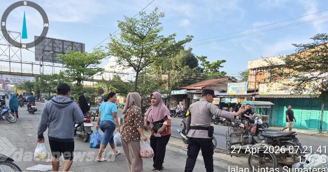 Polisi Lakukan Strong Point Pagi, Arus Lalin di Jalan Jenderal Sudirman Bagan Batu Kota Lancar dan Kondusif