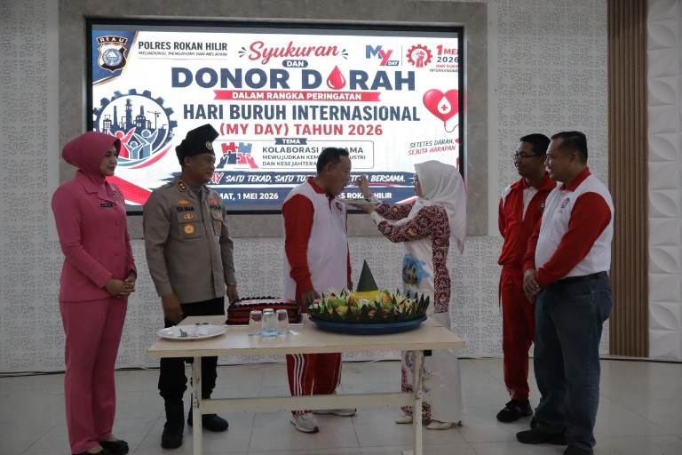 Ketua DPC F-SPTI KSPSI Rohil Hadiri Donor Darah Hingga Bakti Sosial di Polres Rokan Hilir