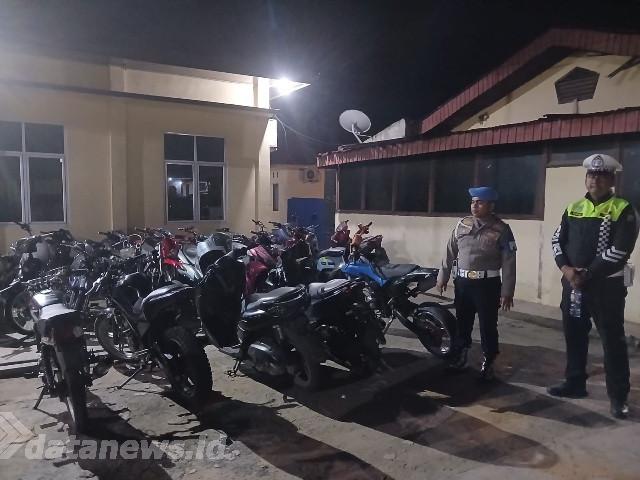 Tekan Aksi Balap Liar, Polsek Bagan Sinembah Amankan Lima Sepeda Motor