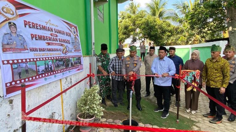 Peduli Kebutuhan Air Bersih, Polsek Bagan Sinembah Resmikan Sumur Bor dan Salurkan Sembako