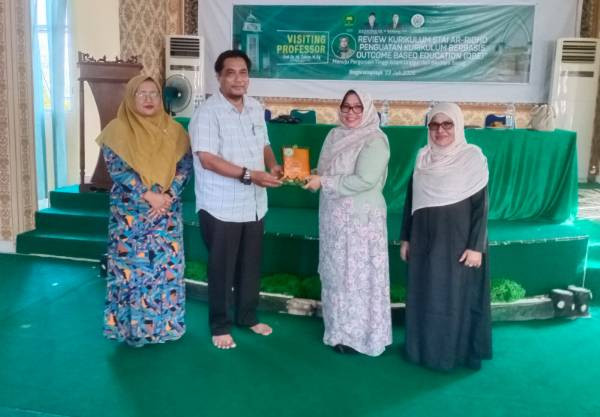 Tingkatkan Kualitas Akademik,  STAI Ar-Ridho Bagansiapiapi Gelar Review Kurikulum Berbasis OBE Bersama Guru Besar UIN Suska Riau